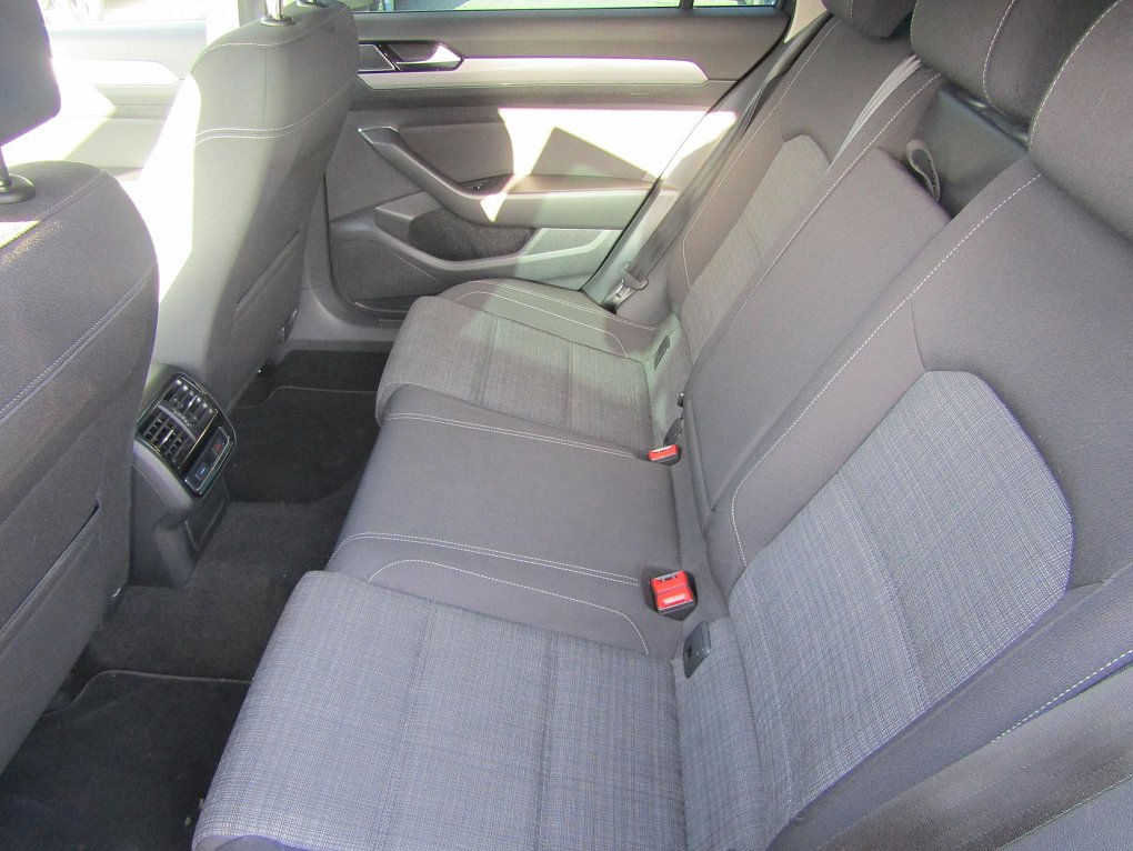 Volkswagen Passat 2.0TDi 