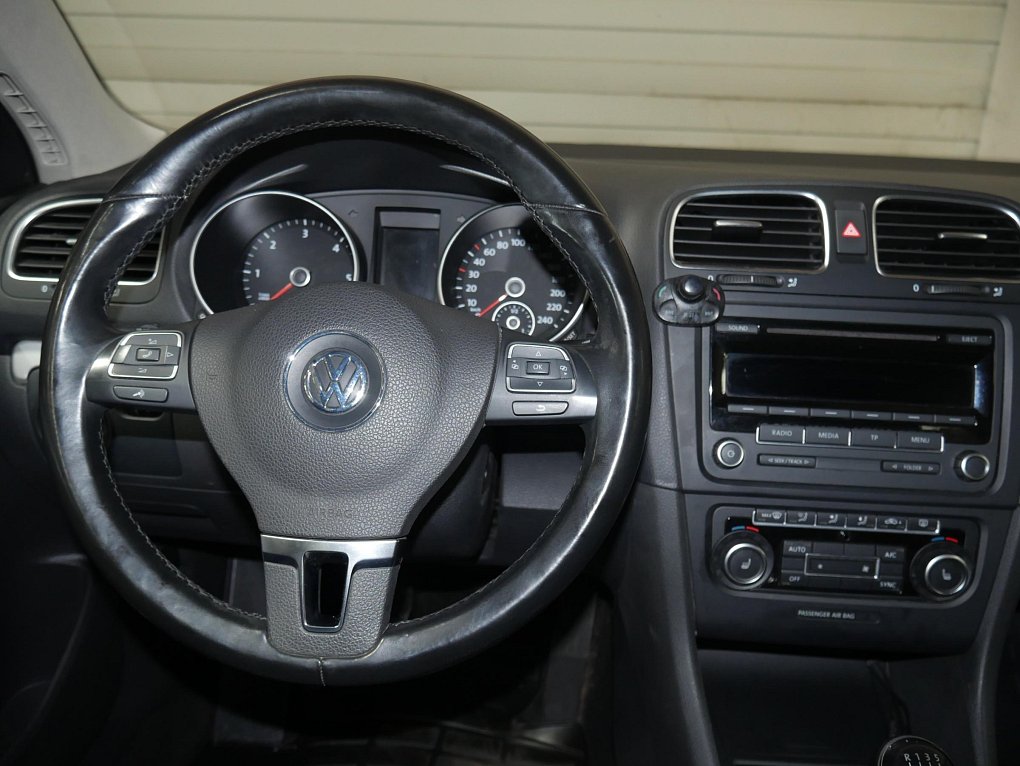 Volkswagen Golf 1.6.TDi  4x4