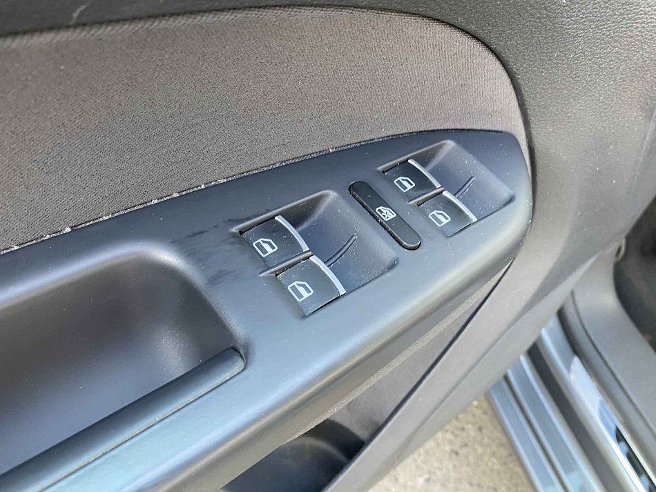 Volkswagen Touran 2.0 TDi Life