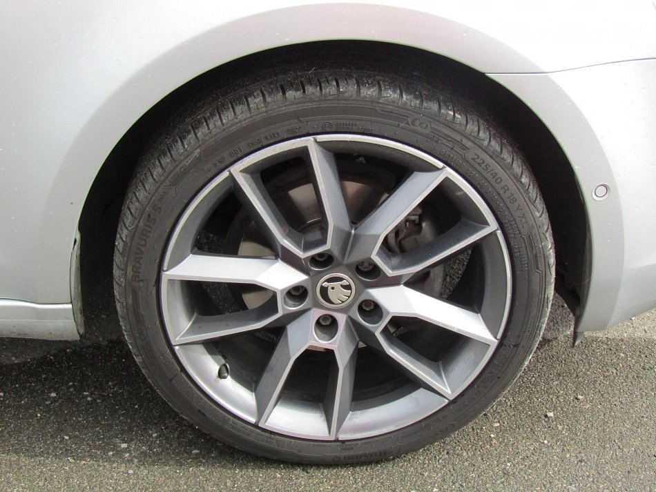 Škoda Octavia III 1.4 TSI Elegance