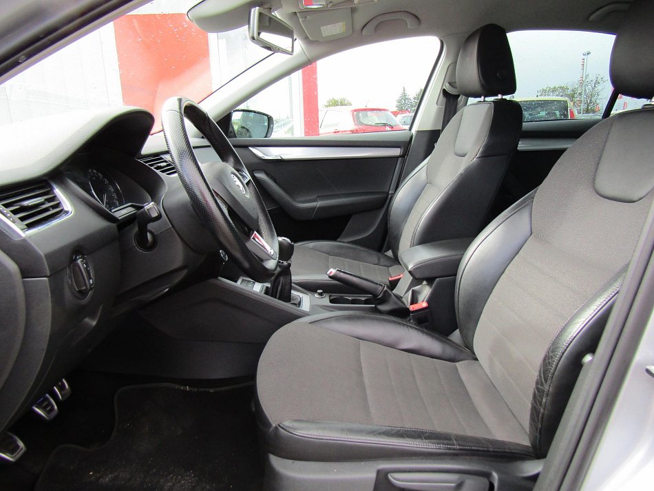 Škoda Octavia III 1.4 TSI Elegance