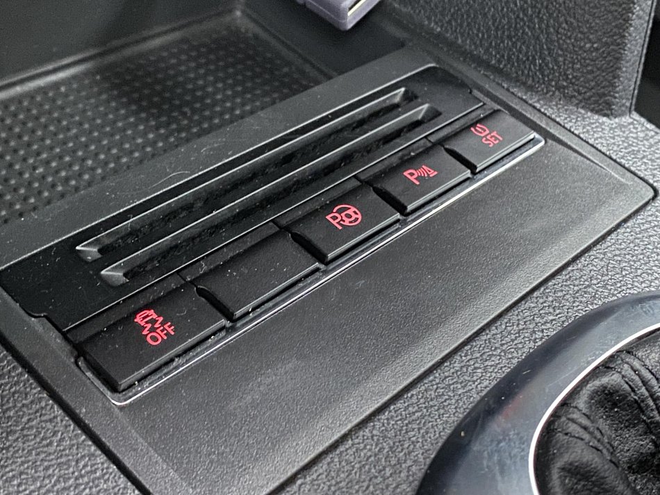 Volkswagen Touran 1.4 TSi CROSS