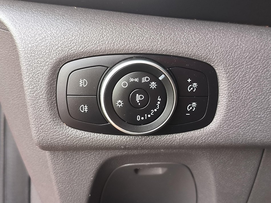 Ford Tourneo Custom 2.0TDCi Trend L2H1