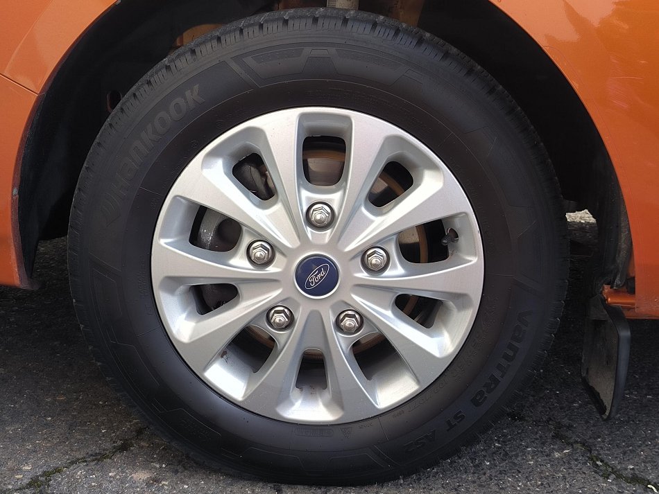 Ford Tourneo Custom 2.0TDCi Trend L2H1