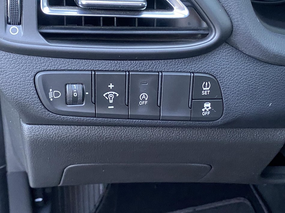 Hyundai I30 1.5 T-GDI Smart