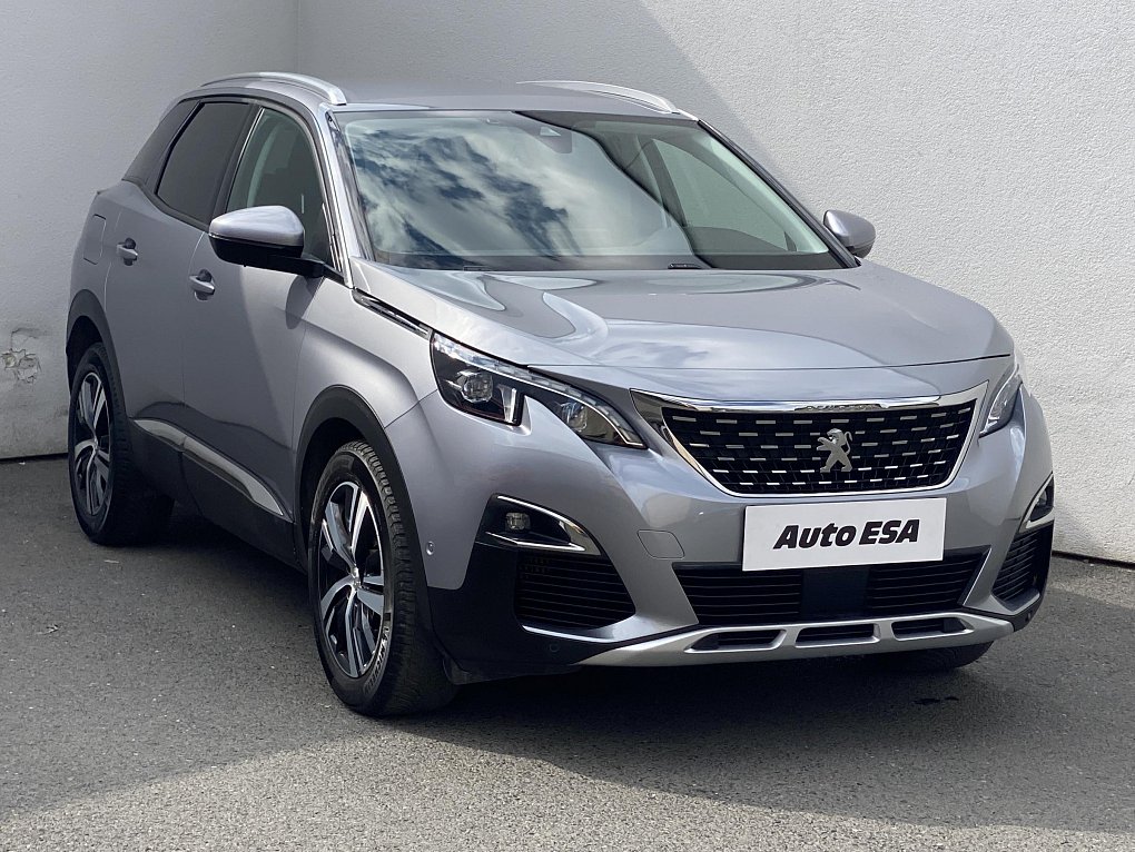 Peugeot 3008 1.2PT Allure