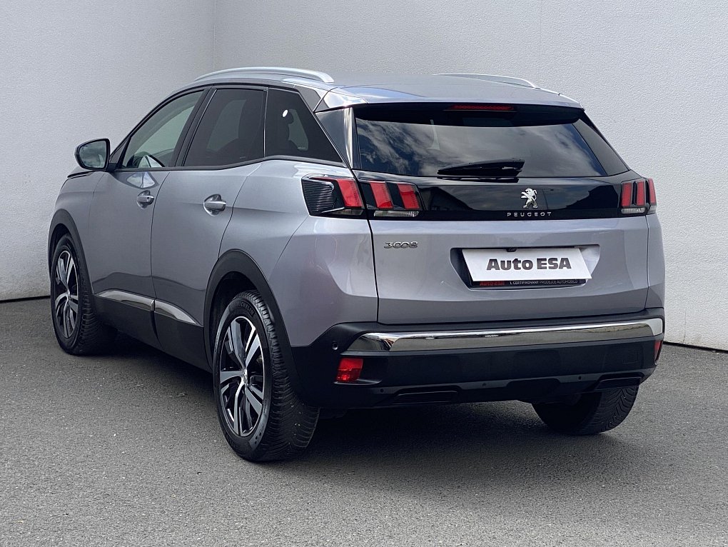 Peugeot 3008 1.2PT Allure