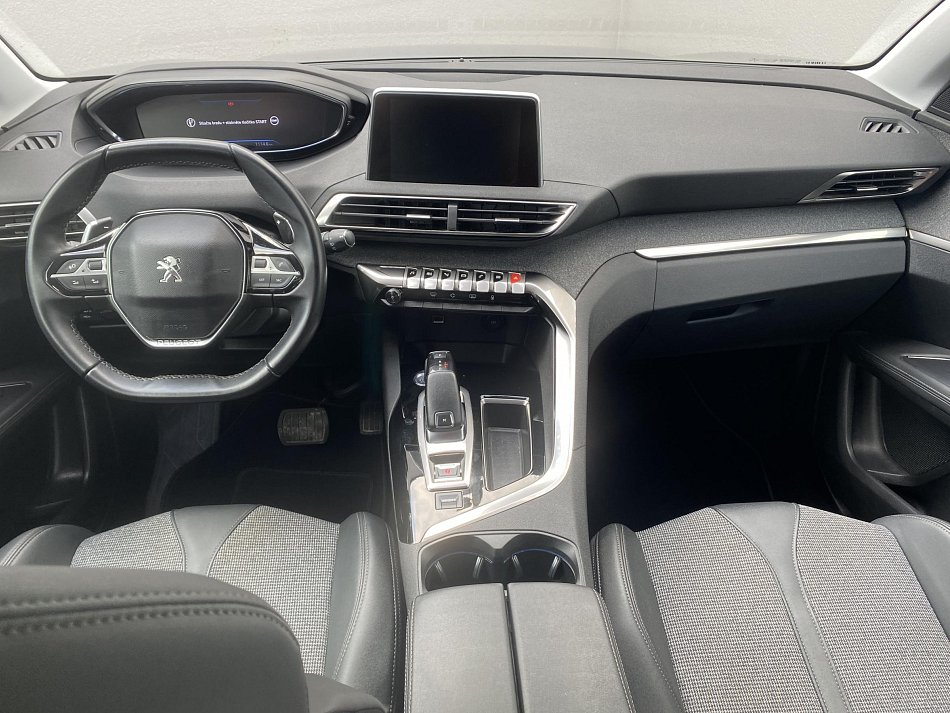 Peugeot 3008 1.2PT Allure