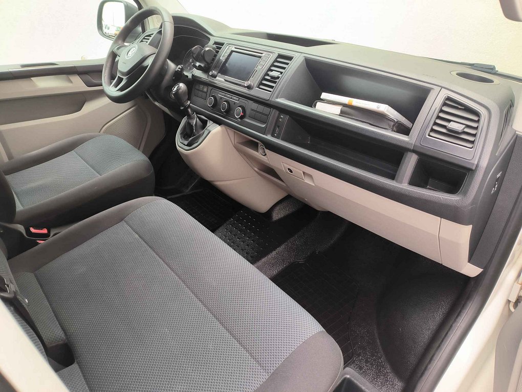 Volkswagen Transporter 2.0TDi  T6