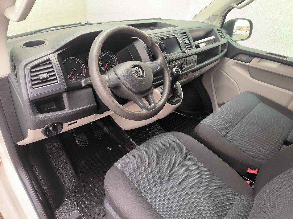 Volkswagen Transporter 2.0TDi  T6
