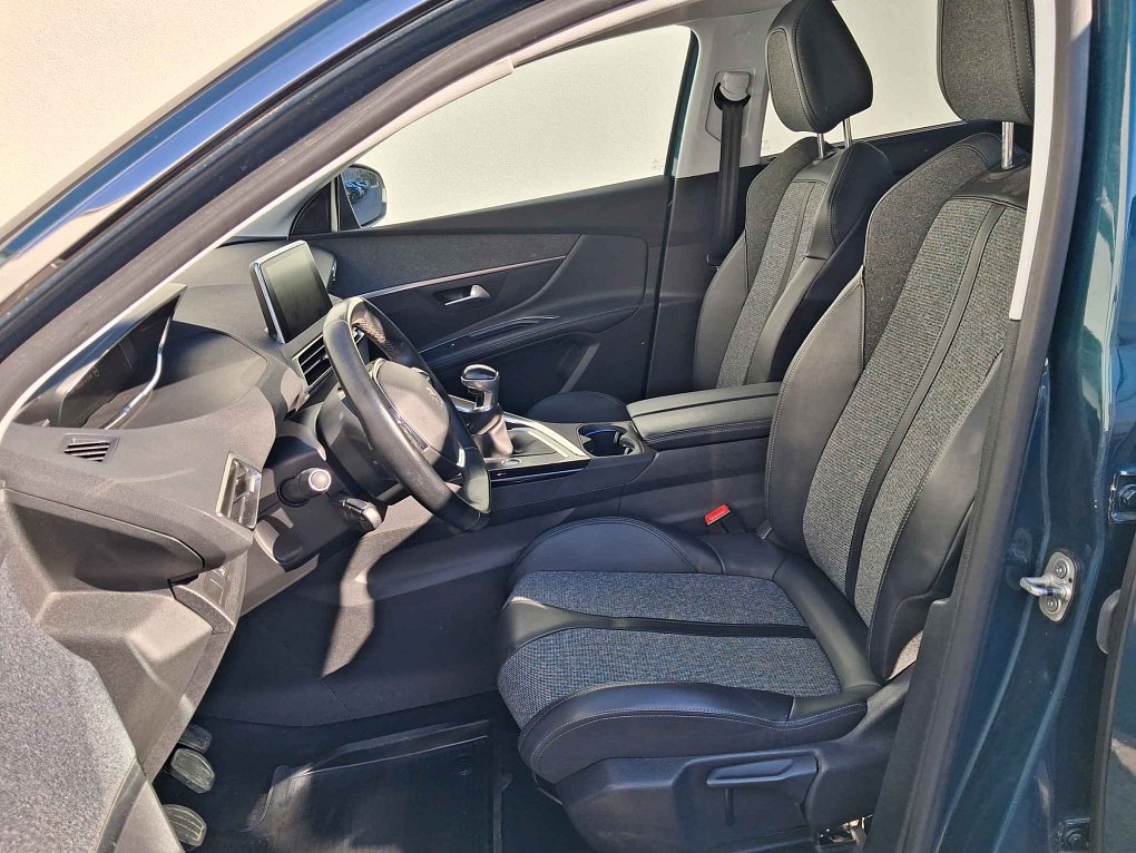 Peugeot 5008 1.2 PT Allure