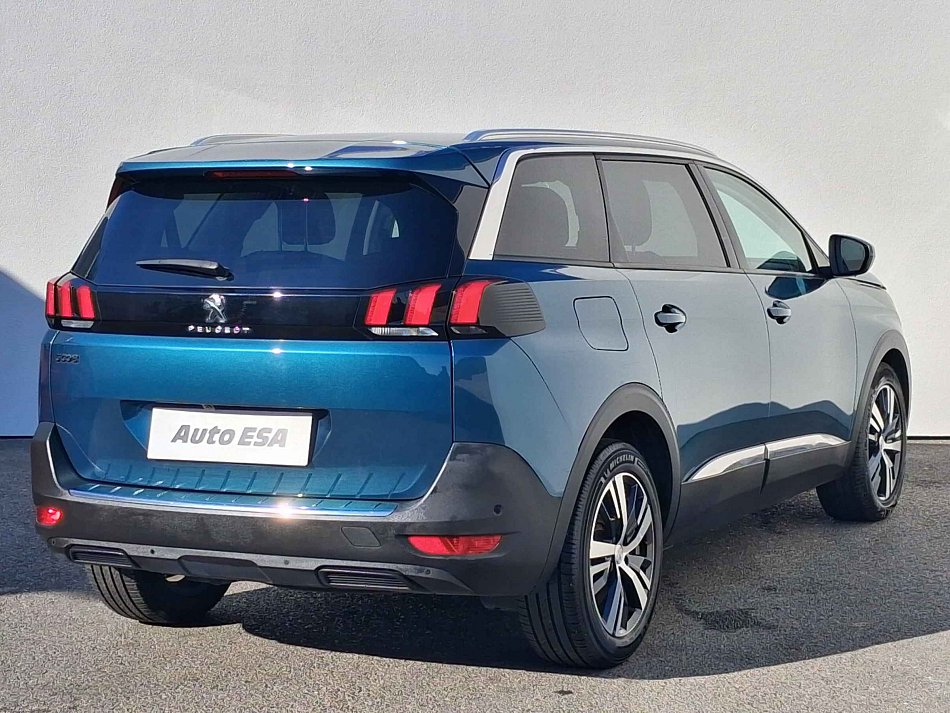 Peugeot 5008 1.2 PT Allure
