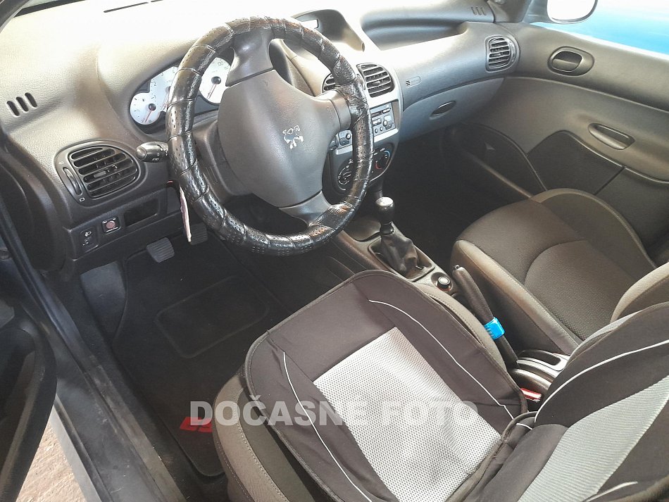 Peugeot 206 1.4i 