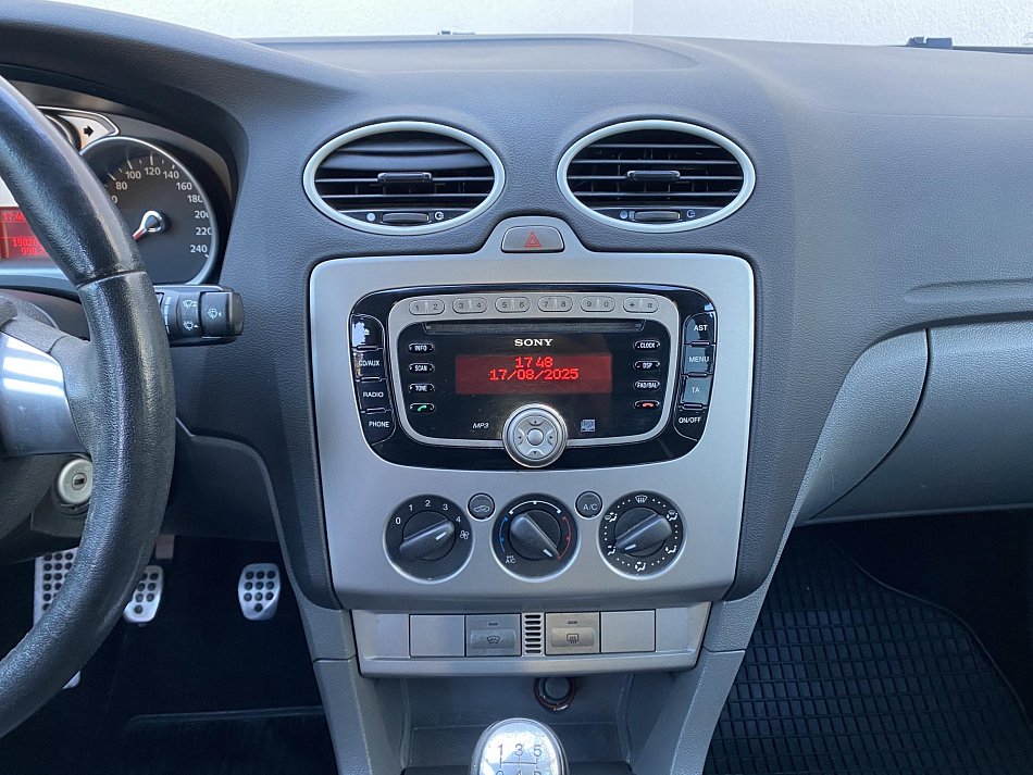 Ford Focus 1.6i 