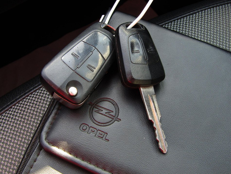 Opel Antara 2.2DTi  4x4