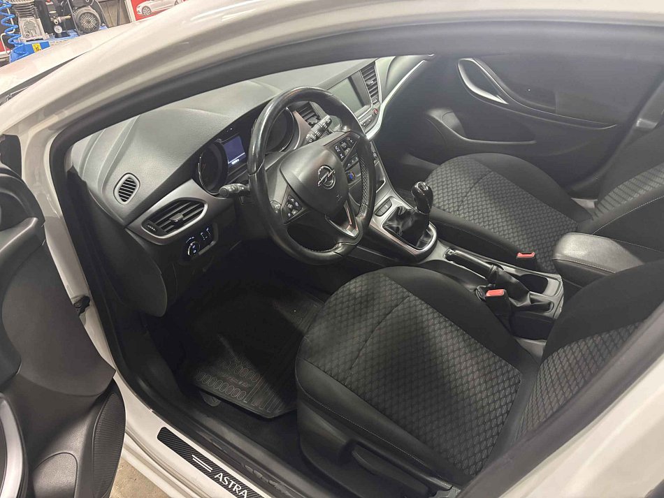 Opel Astra 1.6 cdti  Sports Tourer