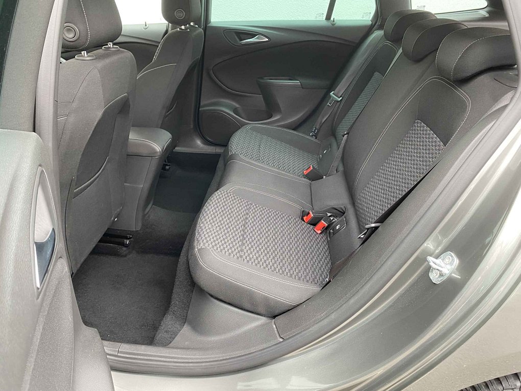Opel Astra 1.4 T Dynamic