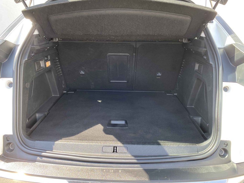 Peugeot 3008 1.2PT Active