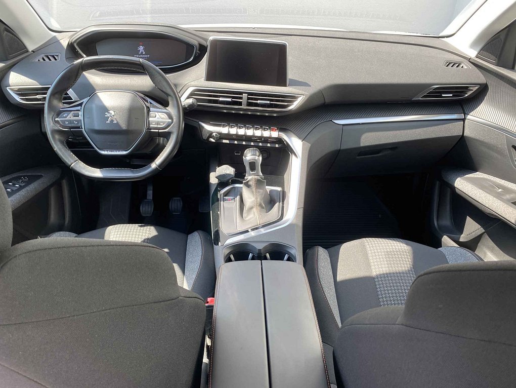 Peugeot 3008 1.2PT Active