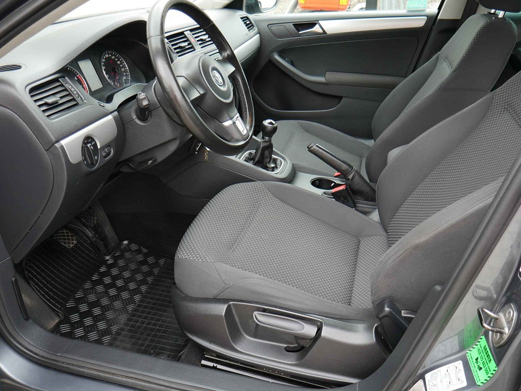 Volkswagen Jetta 1.2TSi 