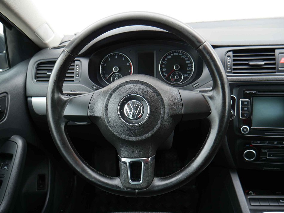 Volkswagen Jetta 1.2TSi 