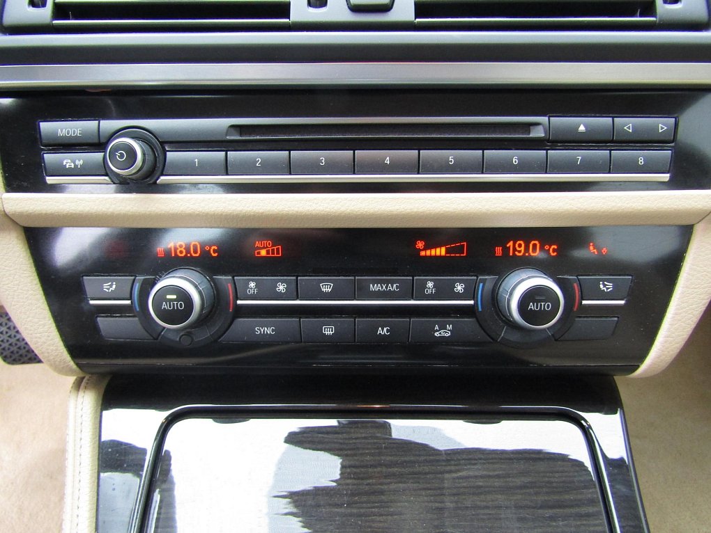 BMW Řada 5 2.0D  525D