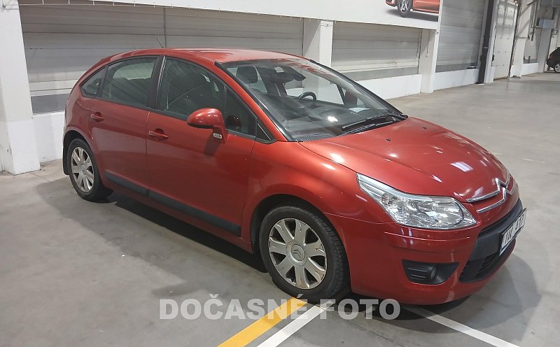 Citroën C4 1.4i 