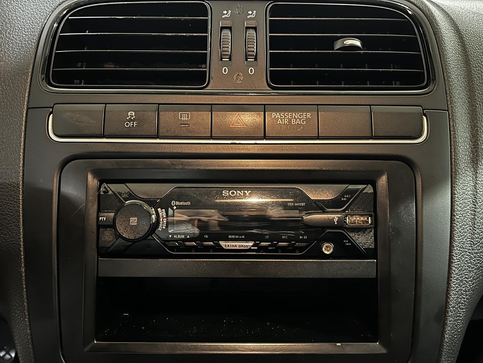 Volkswagen Polo 1.4i 