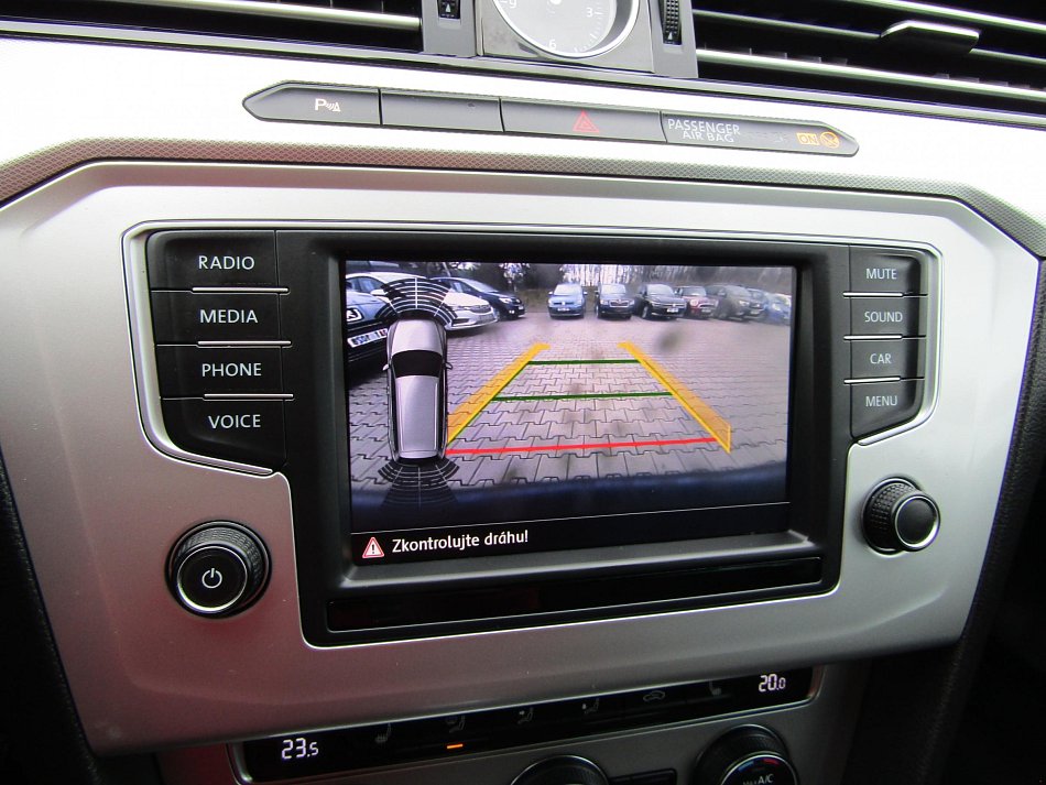 Volkswagen Passat 1.6 TDi 