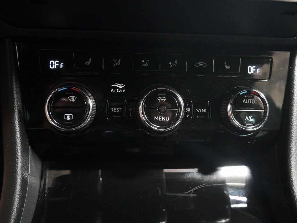 Škoda Superb III 2.0 TDi Ambition 4x4