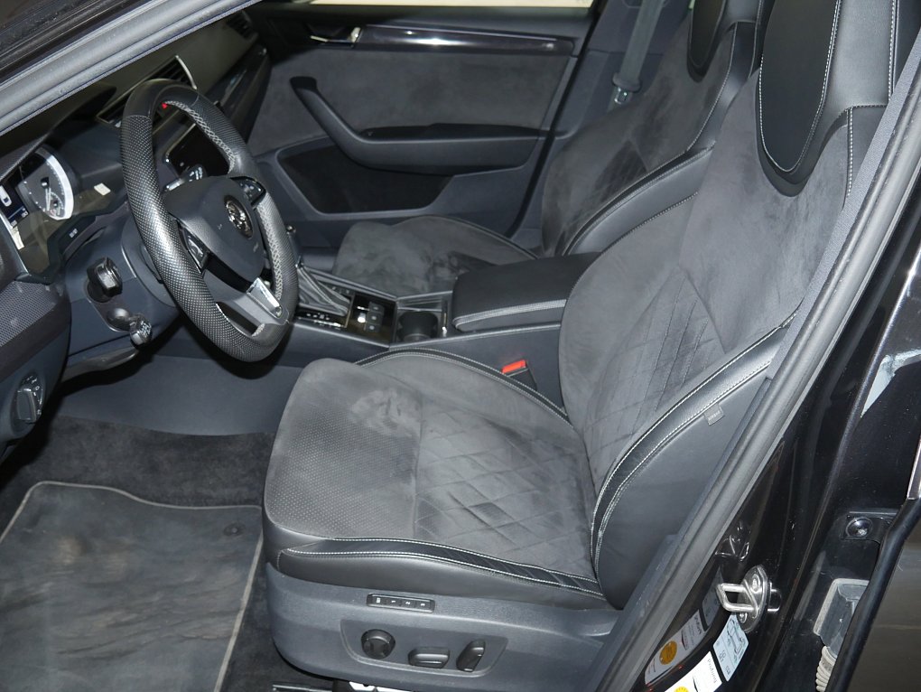 Škoda Superb III 2.0 TDi Ambition 4x4