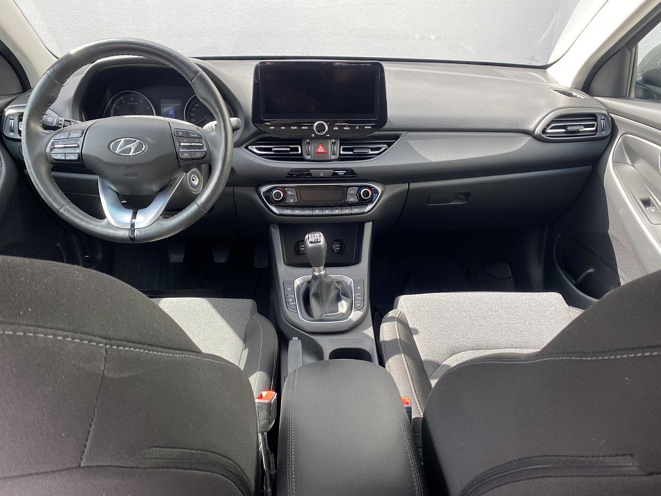 Hyundai I30 1.5 DPi Smart