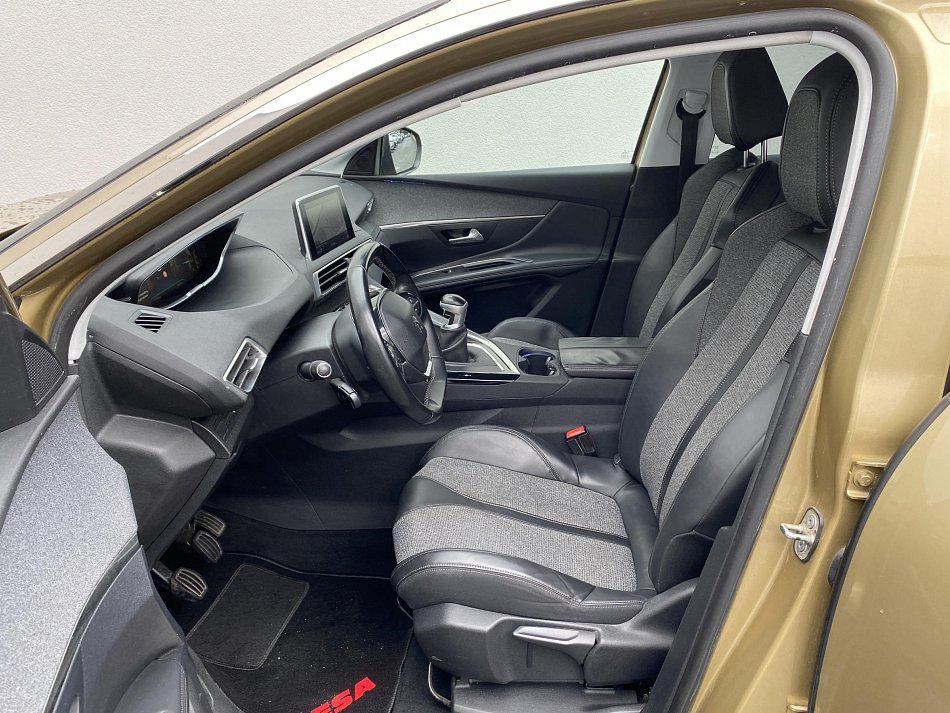 Peugeot 3008 1.6 HDi Allure