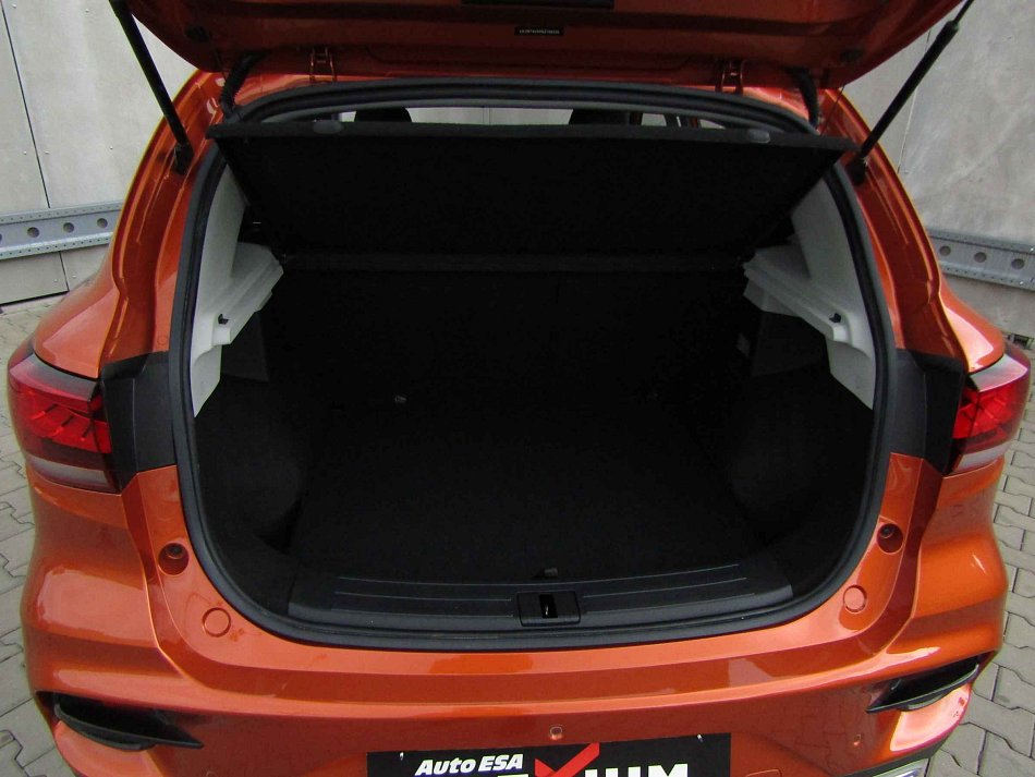 MG ZS 1.5 DVVT 