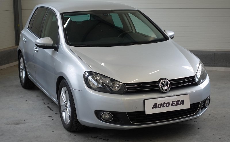 Volkswagen Golf 2.0 TDi 