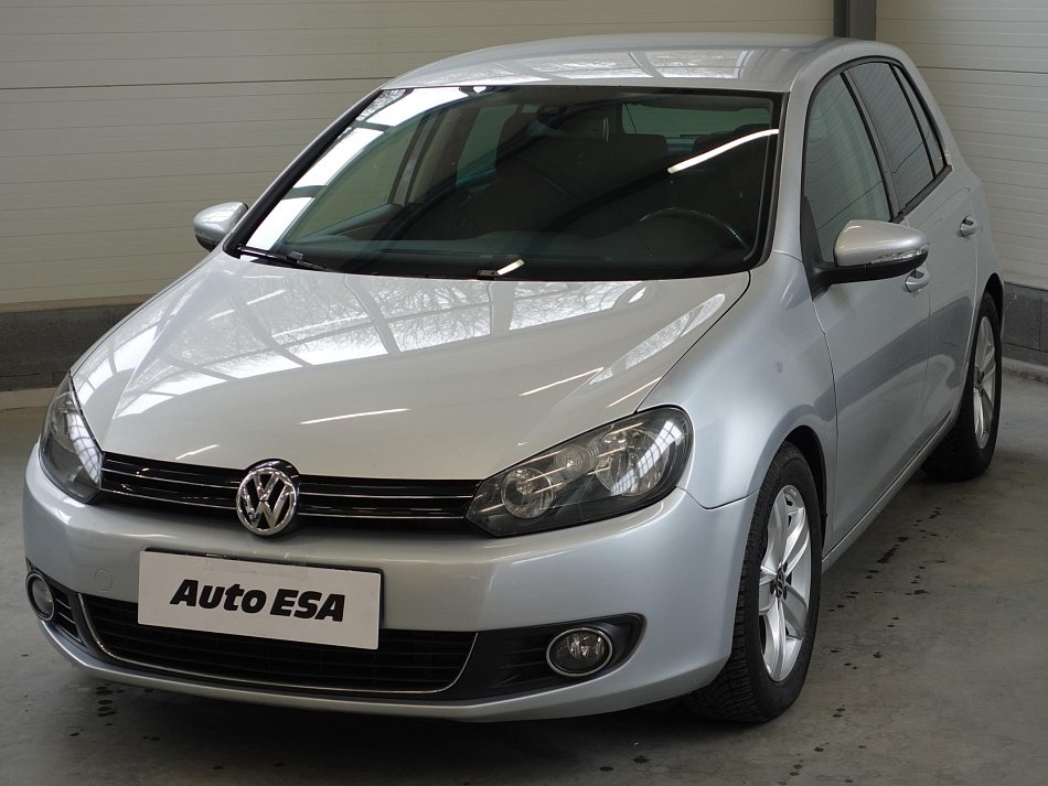 Volkswagen Golf 2.0 TDi 