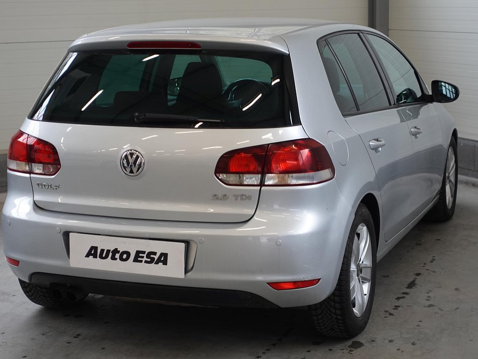 Volkswagen Golf 2.0 TDi 