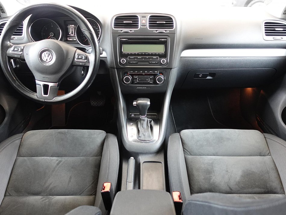 Volkswagen Golf 2.0 TDi 