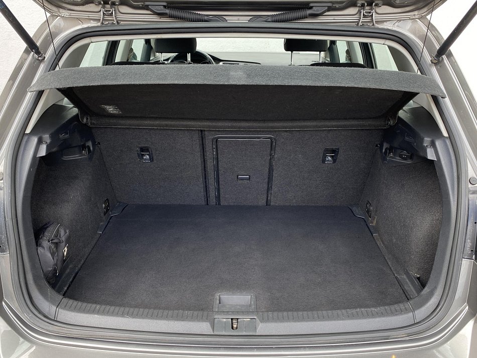 Volkswagen Golf 1.2TSi 