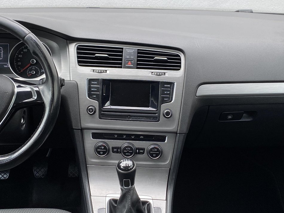 Volkswagen Golf 1.2TSi 