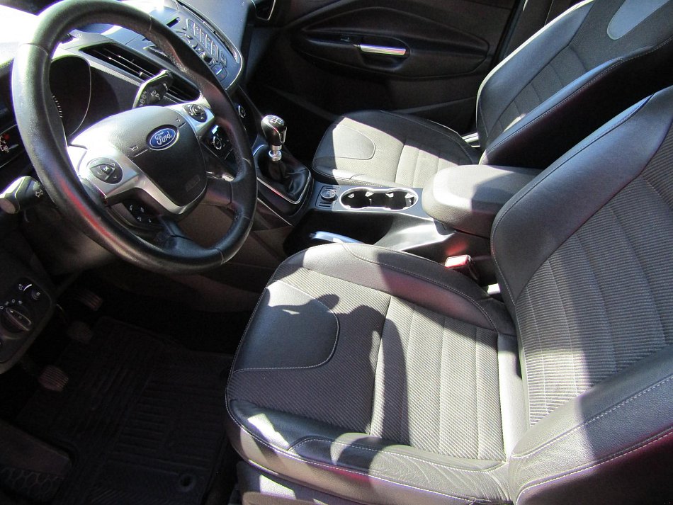 Ford Kuga 2.0 TDCi Titanium