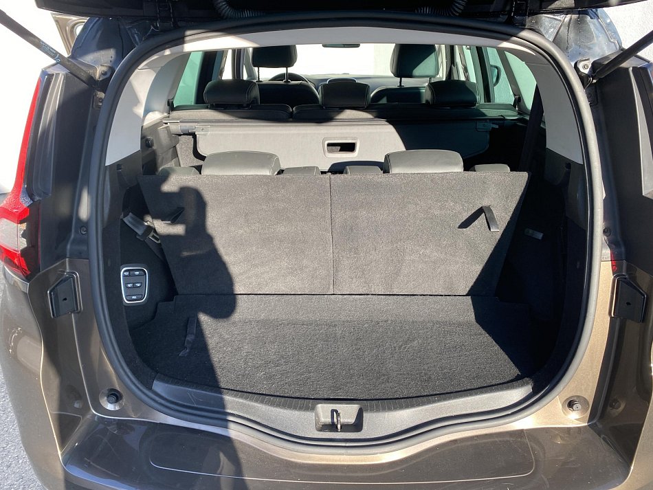 Renault Scénic 1.3 TCe BOSE Edition 7míst