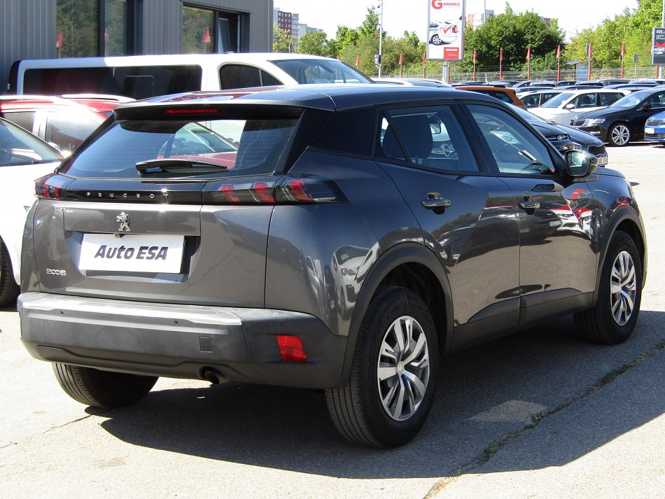 Peugeot 2008 1.2 PT 