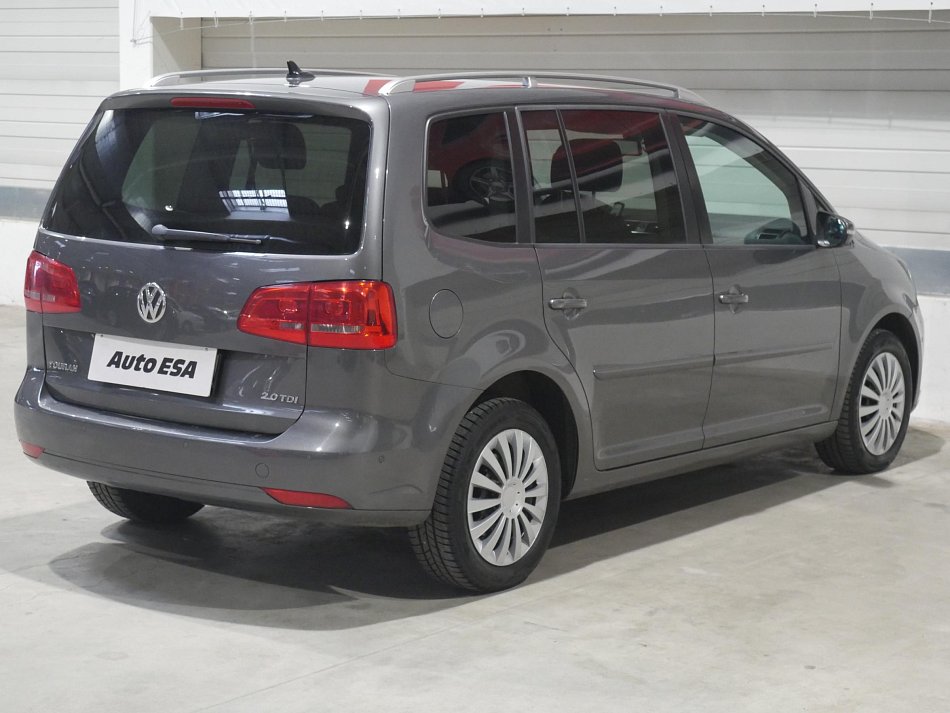 Volkswagen Touran 2.0 TDi 