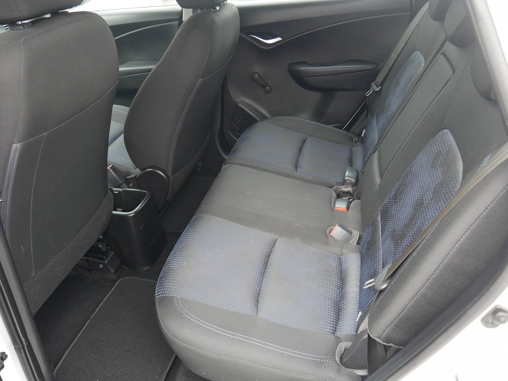 Hyundai Ix20 1.4i 