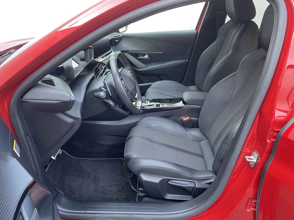 Peugeot 208 1.2PT GT Line