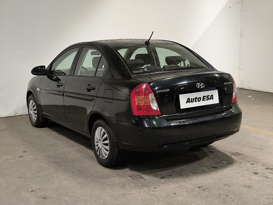 Hyundai Accent 1.4i 
