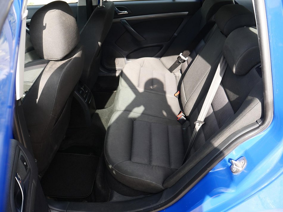 Škoda Octavia II 2.0 TDi Elegance