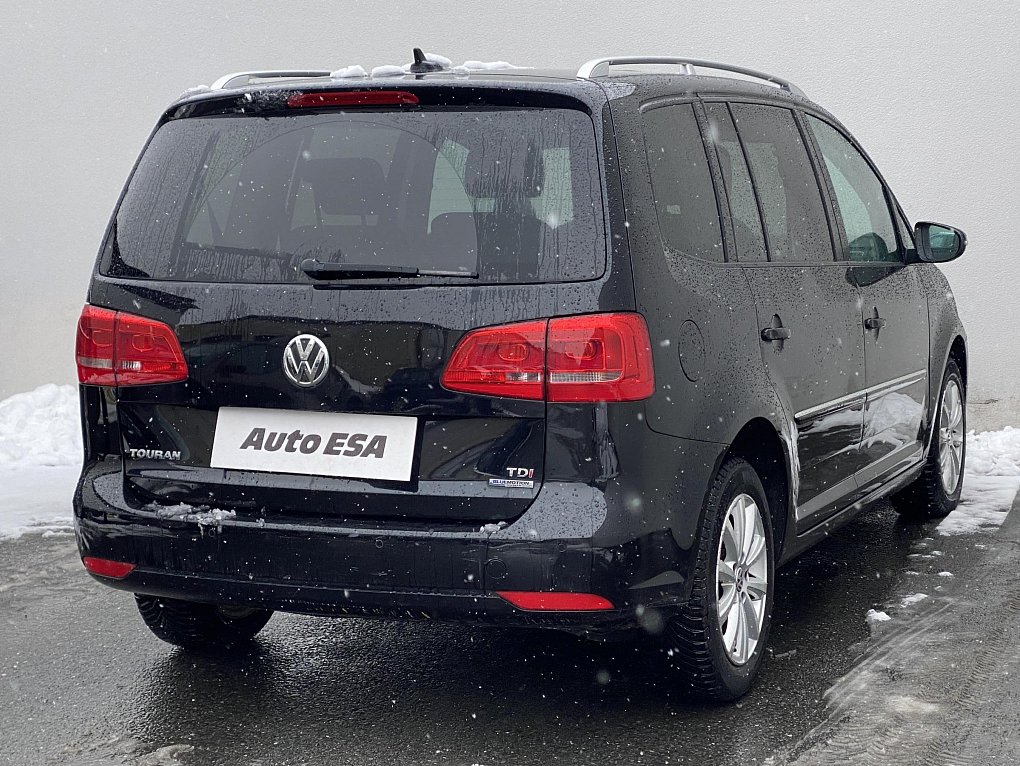 Volkswagen Touran 1.6 TDi Highline