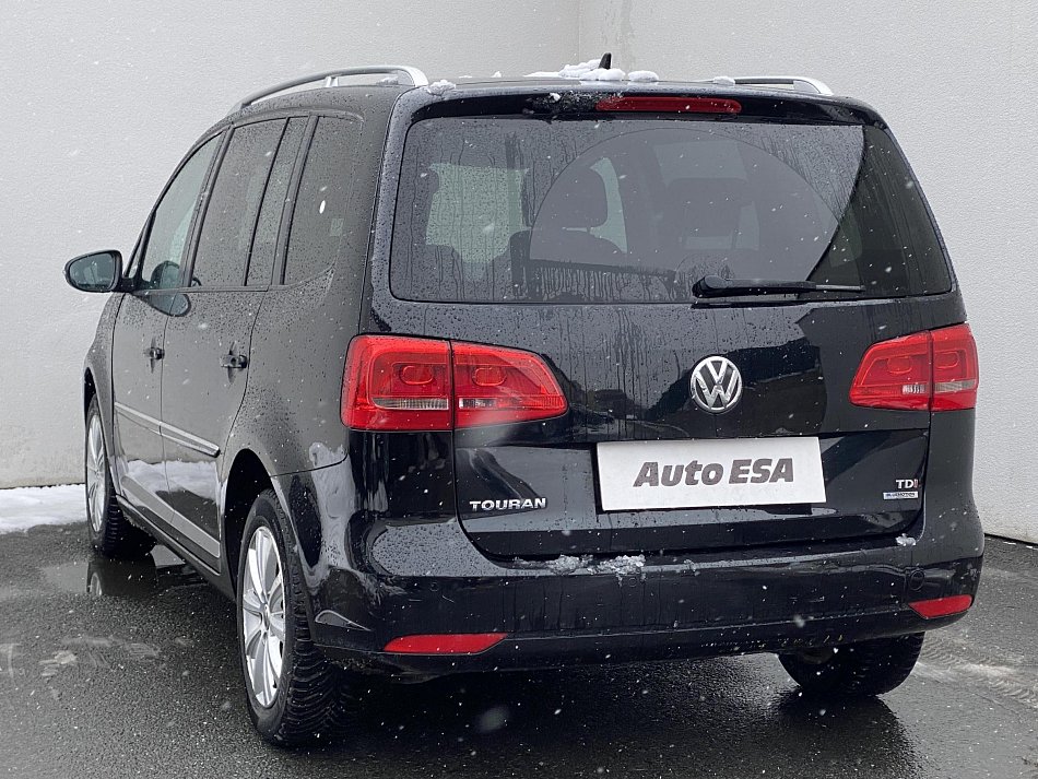 Volkswagen Touran 1.6 TDi Highline